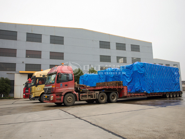 已完成裝車發(fā)貨的3臺中正SZS系列燃?xì)庹羝仩t